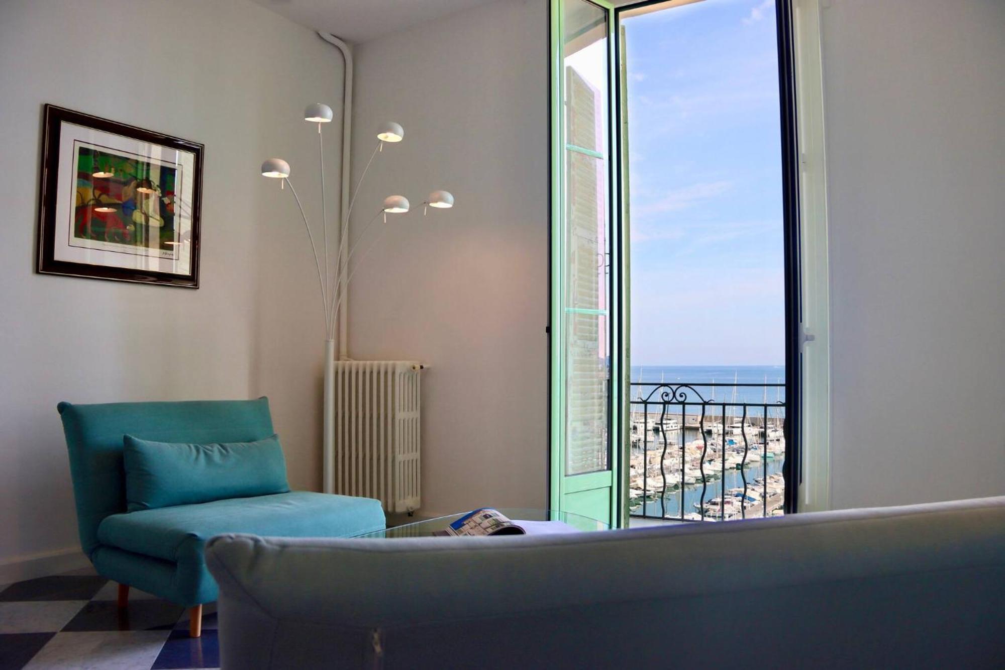 "Le Grand Hotel" Prestigieux Et Unique, Vue Mer 멍똥 외부 사진